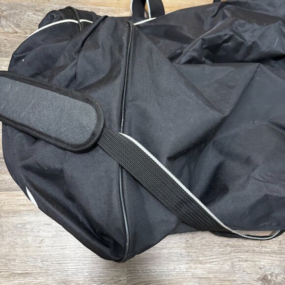 Nike Black Large Duffel Bag White Trim Shoulder Strap Multiple Pockets Fair Cond - Picture 4 of 5